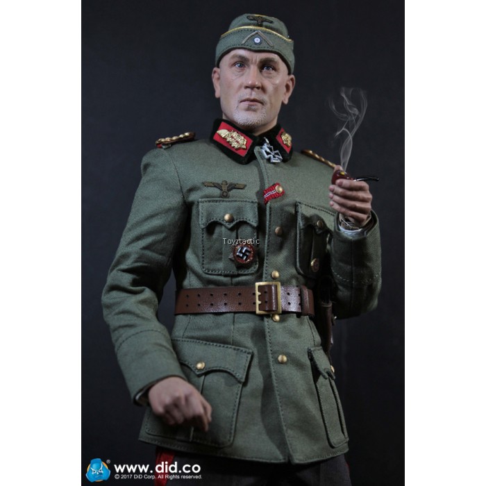 DID 1//6 Action Figure WWII German Communications 2 WH Major General Drud D80123