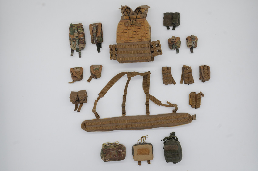 Tactical Vest / Rigs / Armor